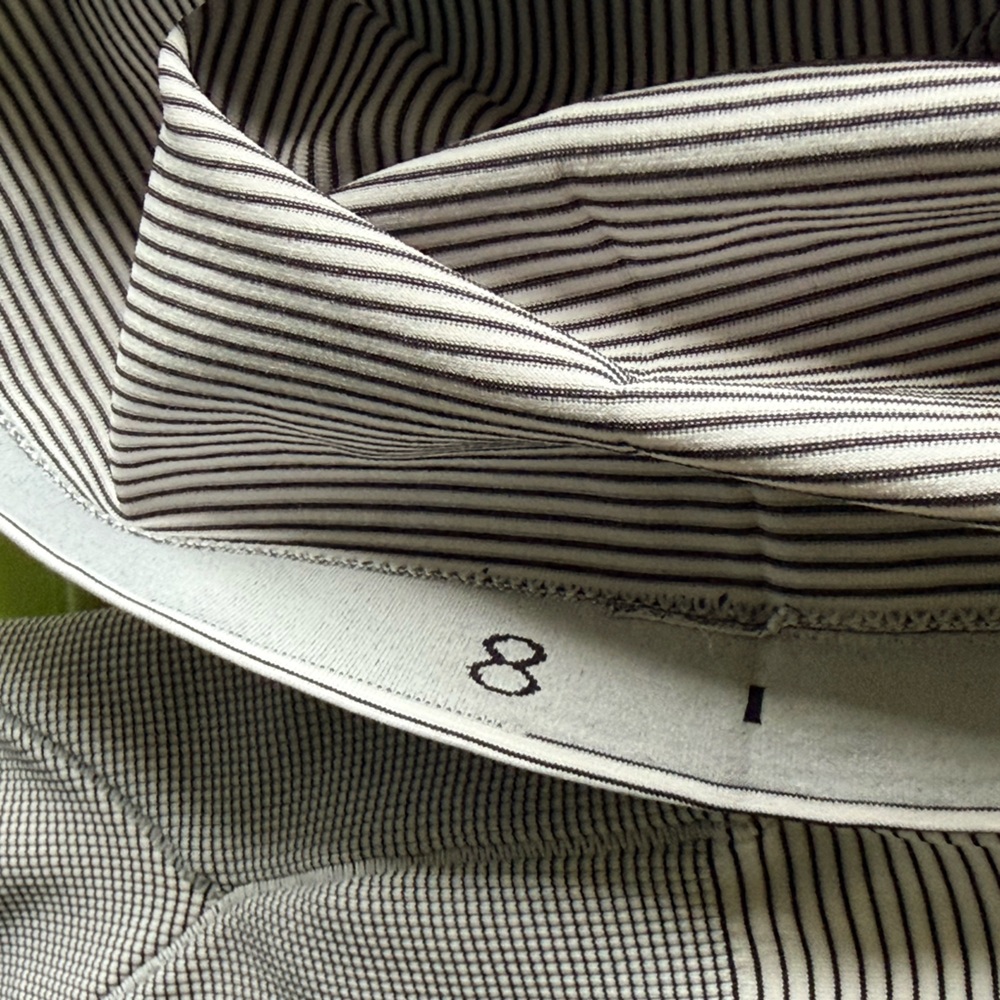 Lululemon Swiftly Tech Long Sleeve size 8 Tempo Stripe White/Black - Picture 3 of 6